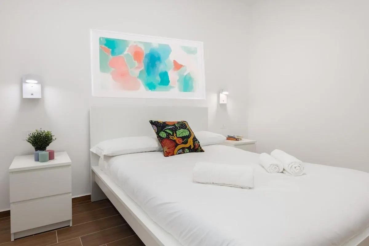 I San Siro I Steps To Metro, Ac & Free Wifi Apartment Milan